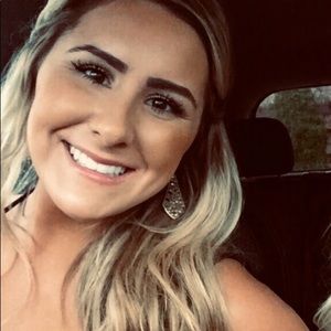 Meet your Posher, Kara